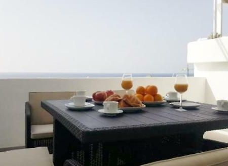 Vivienda Aries Apartment ปูแอร์โตเดลคาร์เมน ภายนอก รูปภาพ
