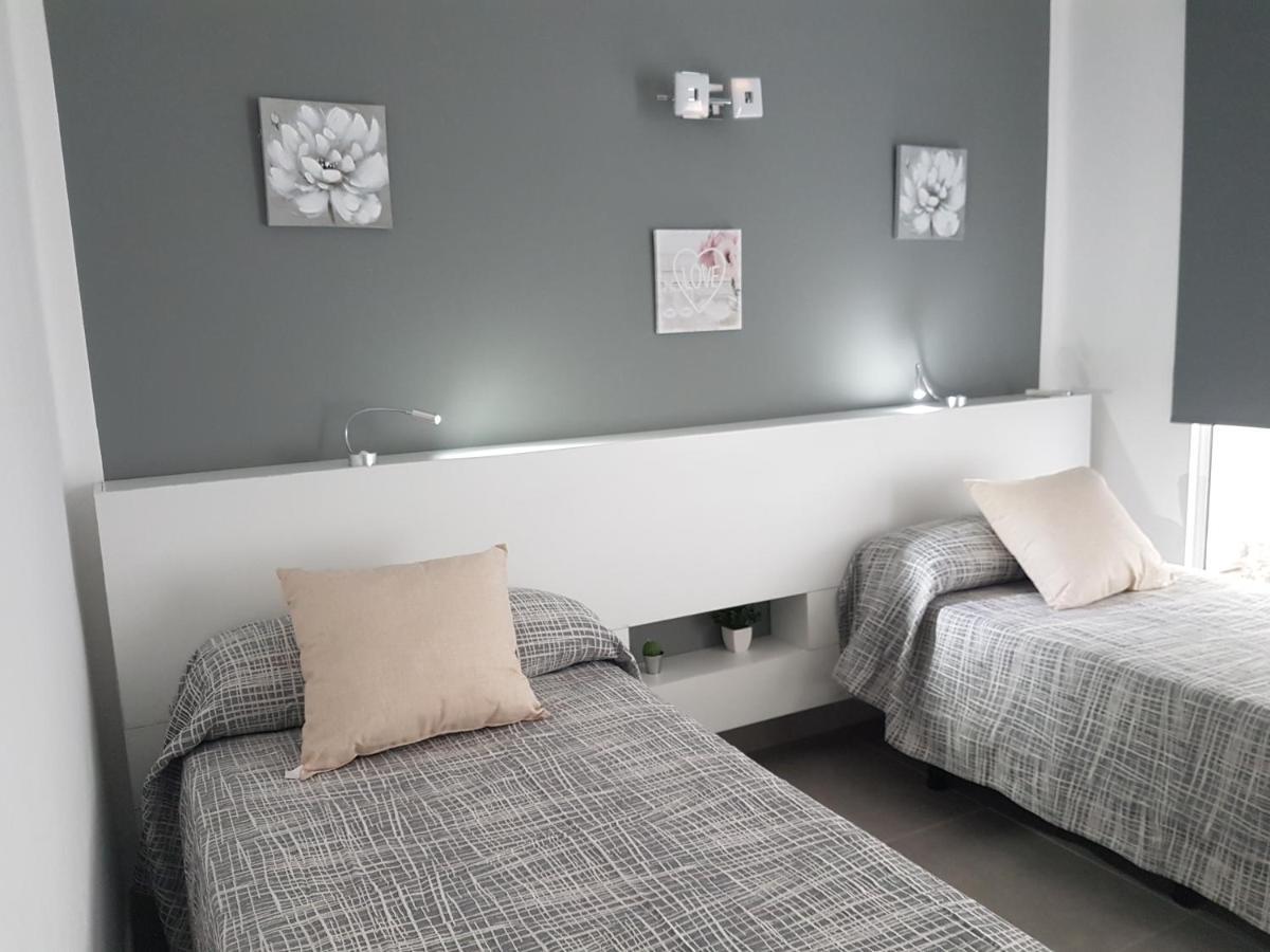 Vivienda Aries Apartment ปูแอร์โตเดลคาร์เมน ภายนอก รูปภาพ