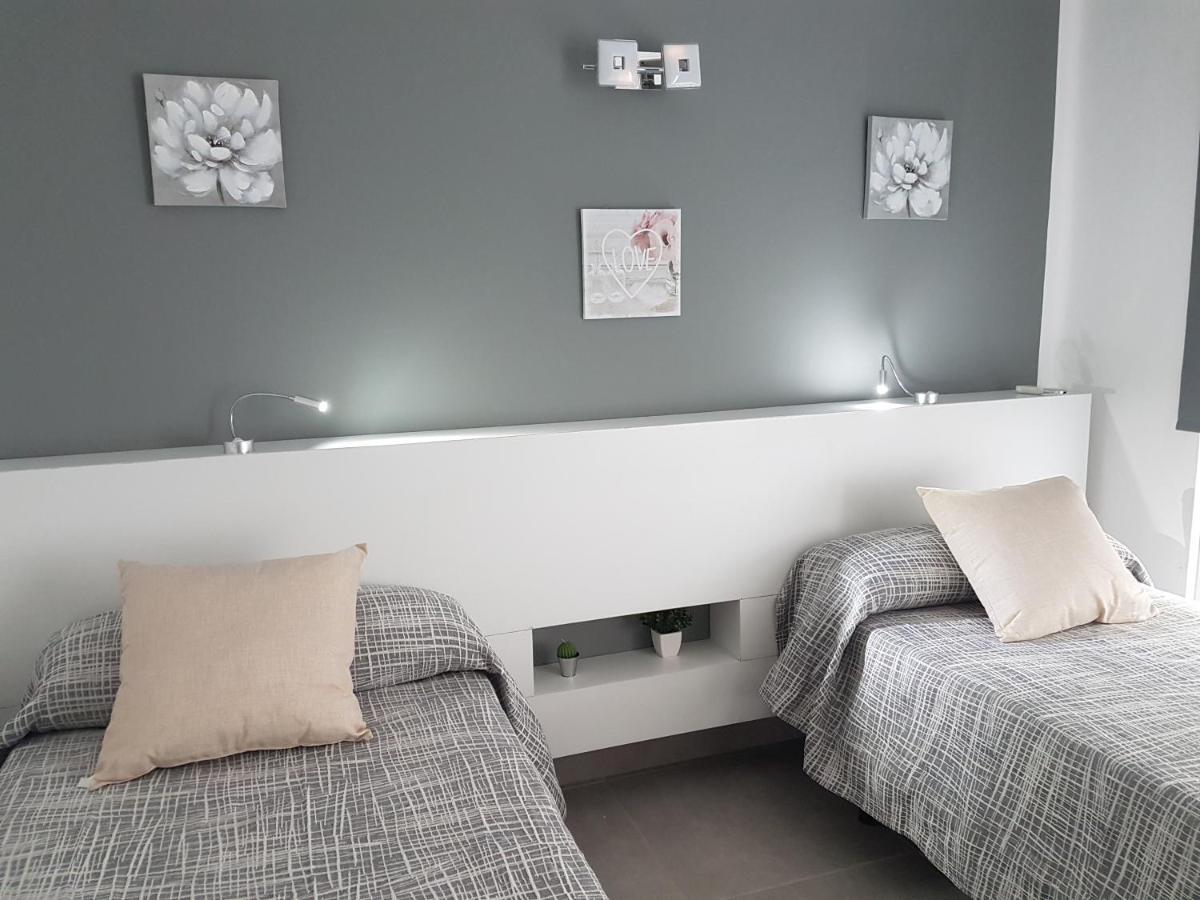 Vivienda Aries Apartment ปูแอร์โตเดลคาร์เมน ภายนอก รูปภาพ