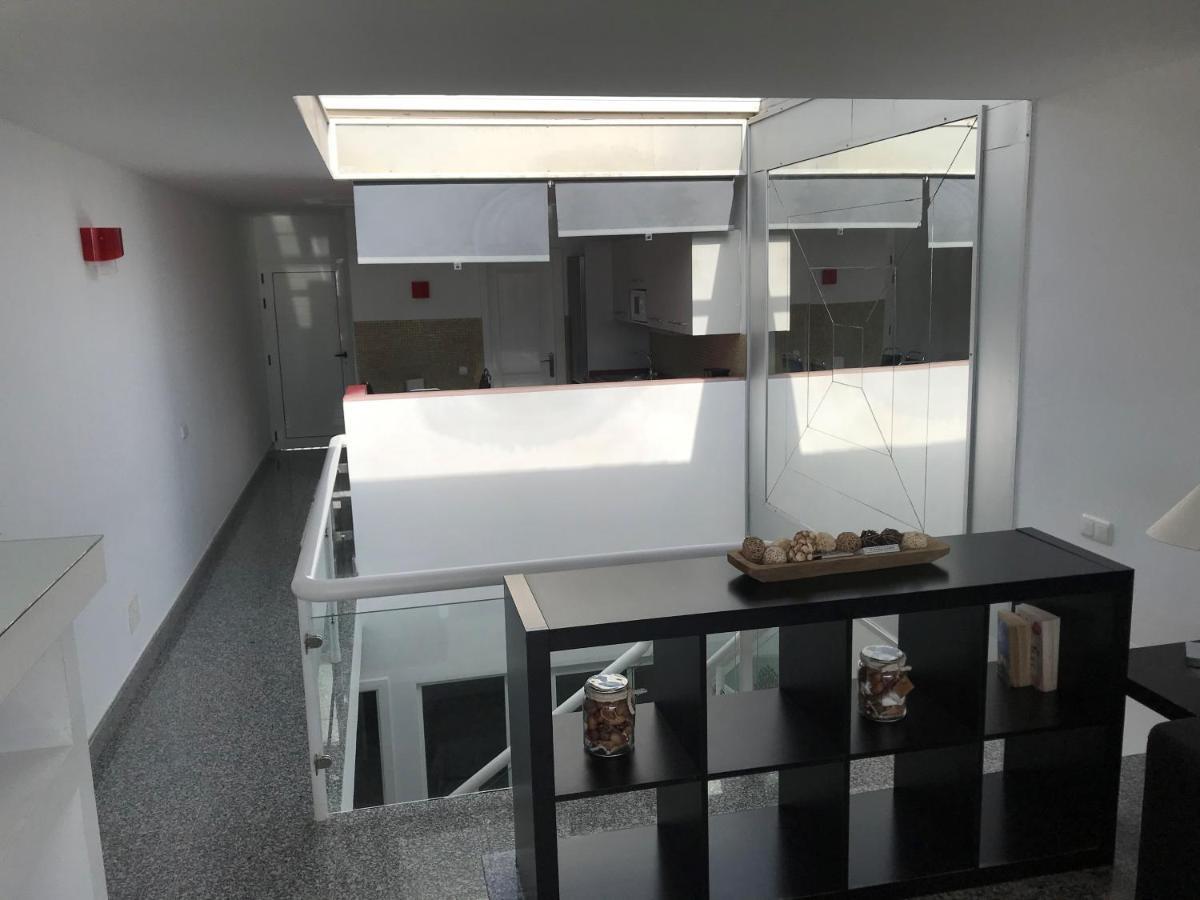 Vivienda Aries Apartment ปูแอร์โตเดลคาร์เมน ภายนอก รูปภาพ